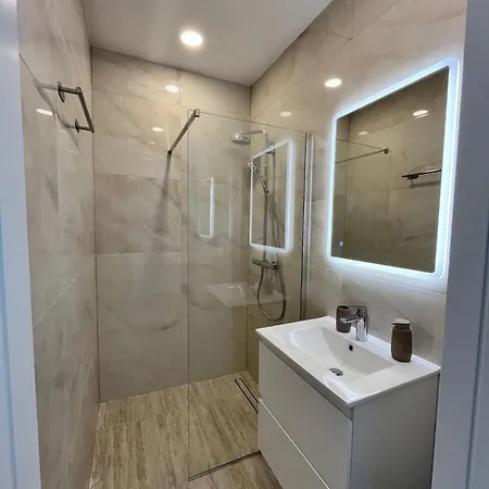 Luxury With Heated Pool